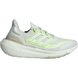 Adidas: Светлые кроссовки  UltraBoost