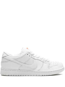 Nike: Белые кроссовки  SB Dunk Low Pro