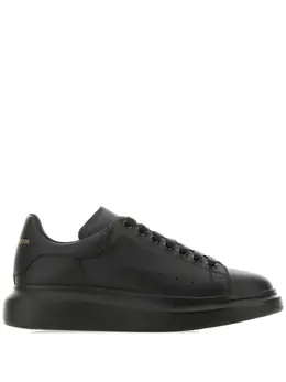 Alexander McQueen: Чёрные кроссовки  Oversized