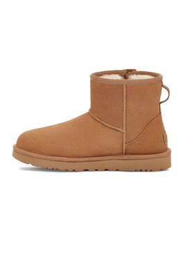 UGG: Ботинки  Classic Mini