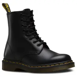 Dr. Martens: Чёрные ботинки 