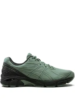 ASICS: Зелёные кроссовки 