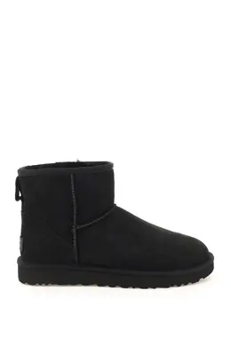 Ugg: Чёрные ботинки  Classic Mini II