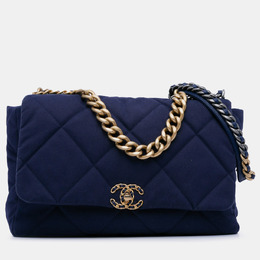 Chanel: Голубая сумка 