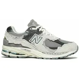New Balance: Белые кроссовки  2002R