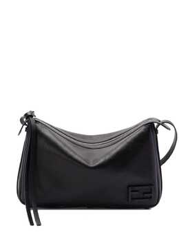 Fendi: Чёрная сумка 