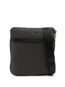 Emporio Armani: Зелёная сумка 