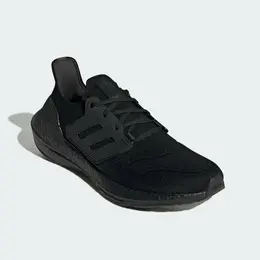 adidas: Чёрные кроссовки  UltraBoost