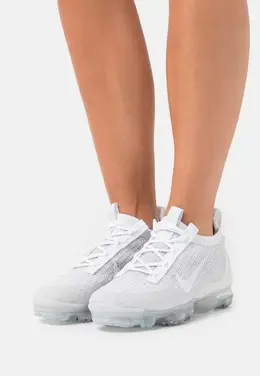 Nike: Белые кроссовки  Vapormax