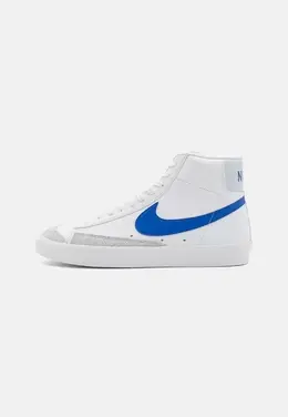 Nike: Белые кеды  Blazer Mid 77 Vintage