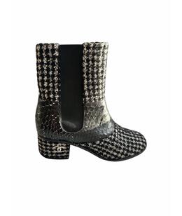 CHANEL: Ботинки 