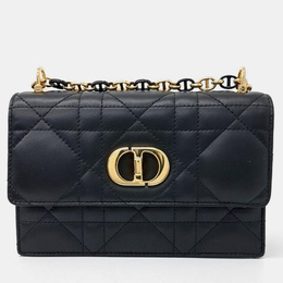 Dior: Чёрная сумка 