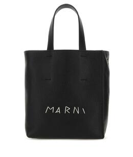 MARNI: Чёрная сумка 