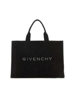 GIVENCHY: Чёрная сумка 