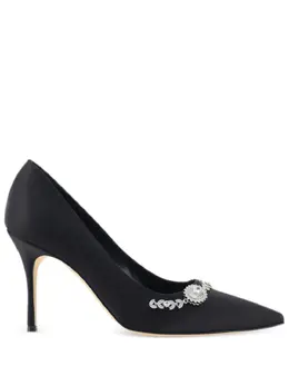 Manolo Blahnik: Чёрные туфли 