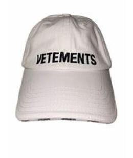 VETEMENTS: Кепка 