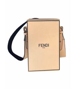 FENDI: Золотая сумка 