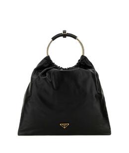 PRADA: Чёрная сумка 