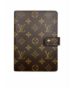 LOUIS VUITTON: Обложка 