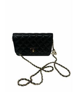 CHANEL: Сумка 