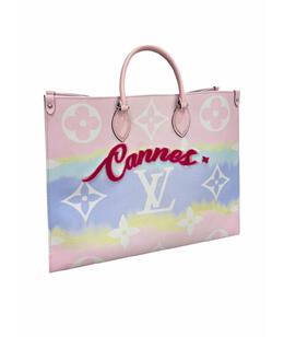 LOUIS VUITTON: Сумка 
