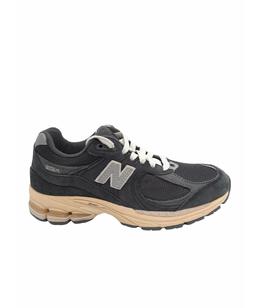 NEW BALANCE: Чёрные кроссовки 