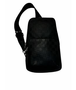 LOUIS VUITTON: Сумка 