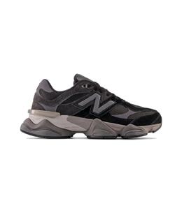 NEW BALANCE: Чёрные кроссовки 