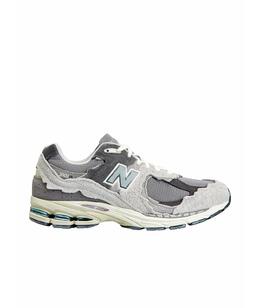 NEW BALANCE: Серые кроссовки 