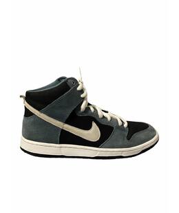 NIKE: Кроссовки 