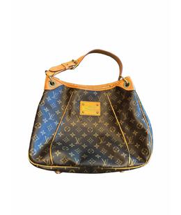 LOUIS VUITTON: Сумка 
