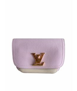 LOUIS VUITTON: Клатч 