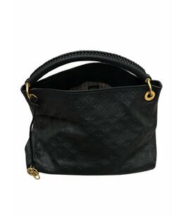LOUIS VUITTON: Чёрная сумка 