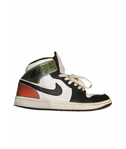 NIKE: Кроссовки 
