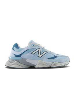 NEW BALANCE: Светлые кроссовки 