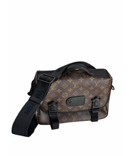 LOUIS VUITTON: Сумка 