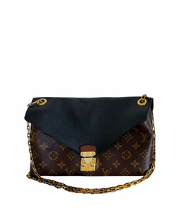 LOUIS VUITTON: Сумка 