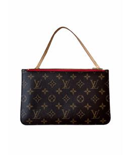 LOUIS VUITTON: Клатч 