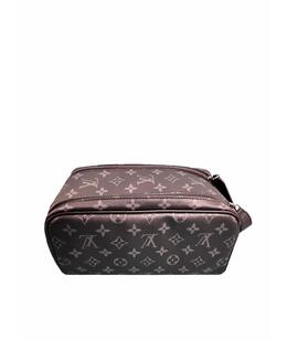 LOUIS VUITTON: Клатч 