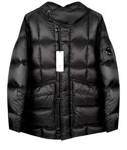 CP COMPANY: Летний пуховик 