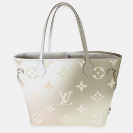 Louis Vuitton: Сумка-шоппер  Neverfull MM цвета хаки