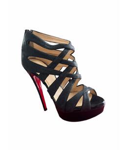 CHRISTIAN LOUBOUTIN: Фиолетовые босоножки 