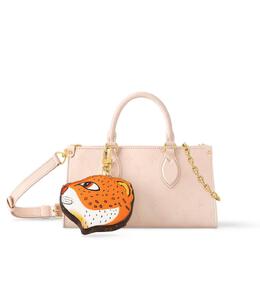LOUIS VUITTON: Сумка 