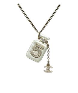 CHANEL: Колье 