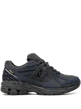 New Balance: Чёрные кроссовки  1906R