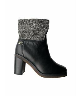 CHANEL: Сапоги 