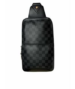 LOUIS VUITTON: Сумка 