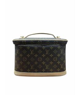 LOUIS VUITTON: Косметичка 