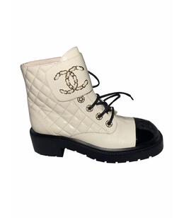 CHANEL: Ботинки 