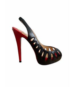 CHRISTIAN LOUBOUTIN: Босоножки 